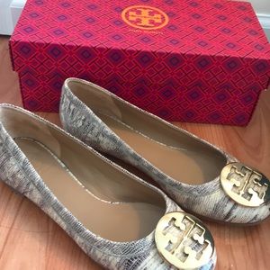 Tory Burch Reva Flat NWOT
